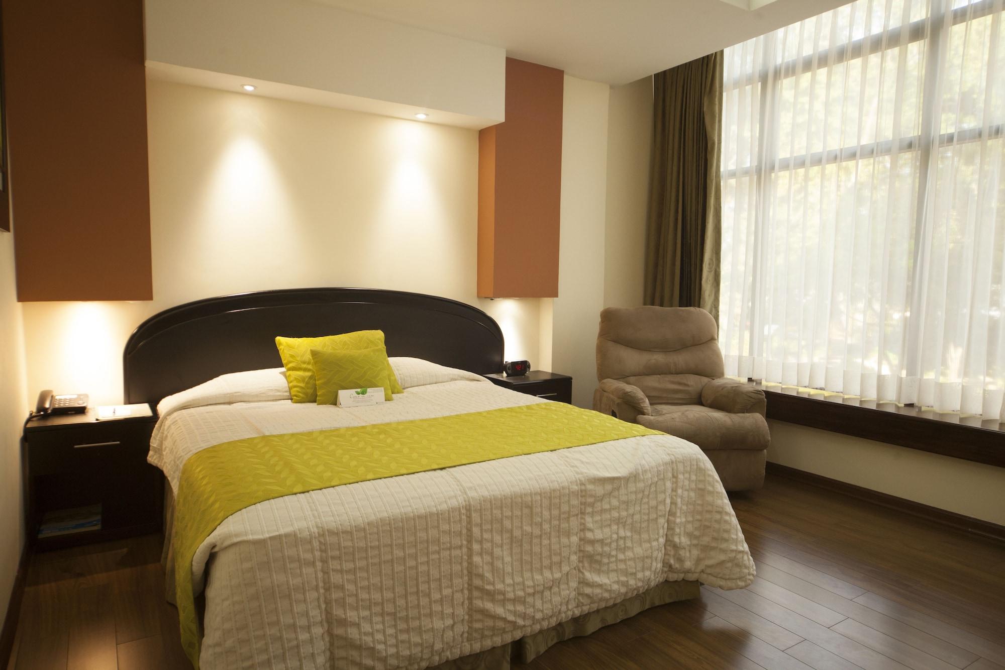 Hotel Ramada Guayaquil Esterno foto